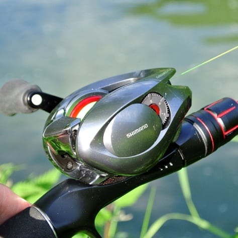 moulinet et canne a peche