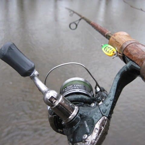 moulinet et canne a peche