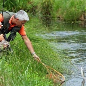 modele-materiel-peche-en-riviere